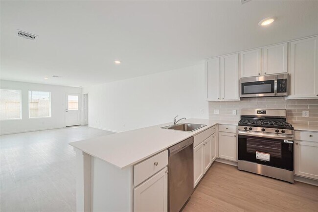 Building Photo - 6814 Lilac Vine Ln