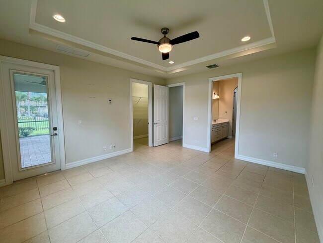 Building Photo - 2905 Siena Cir