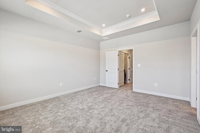 Building Photo - 9389 Edenderry Dr