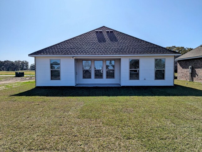 Building Photo - Come Home to Kate's Crossing!