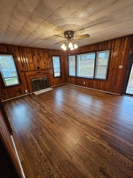 Building Photo - 108 Stowe Acres