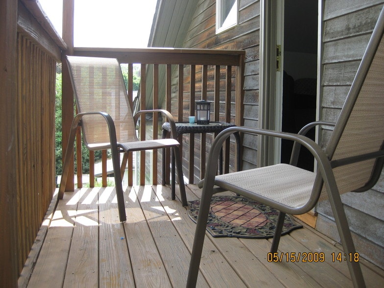 Building Photo - 300 Inman Terrace