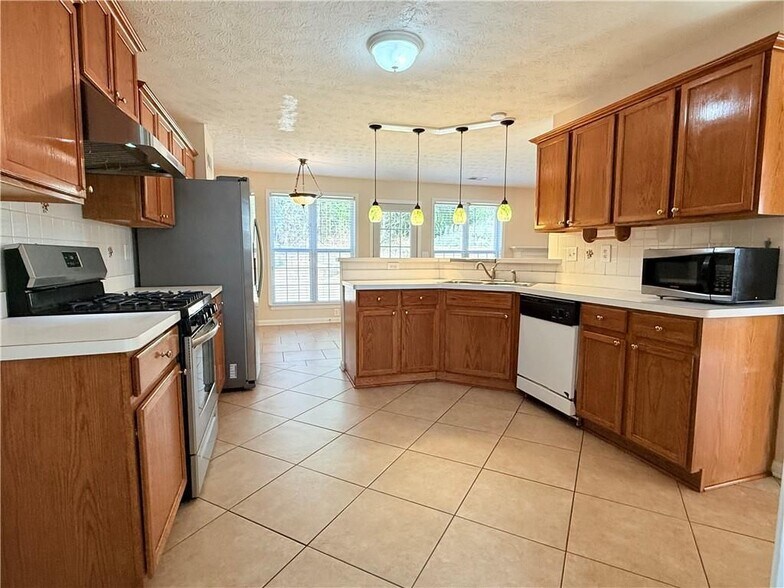 Building Photo - 975 Brushy Creek Ct