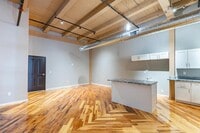 Building Photo - 116 N 4th St