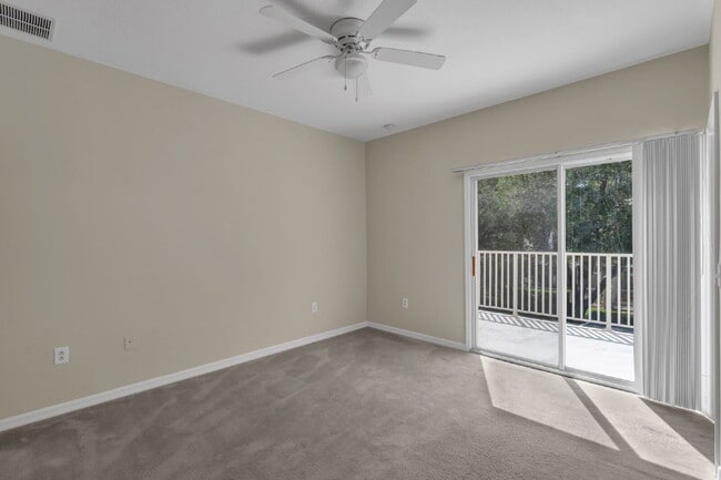 Building Photo - 3-Bedroom Townhome with Private Pool | Mas...