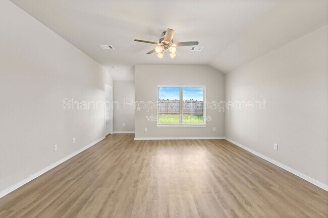 Building Photo - 166 Sterling River Ln