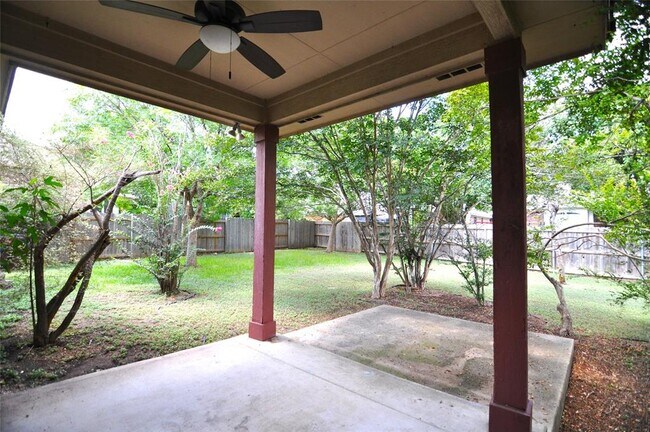 Building Photo - 1830 Paradise Ridge Dr