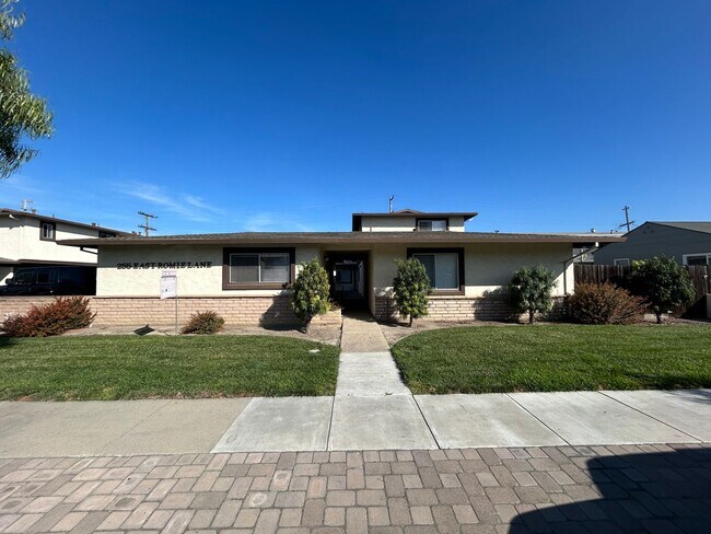 Primary Photo - 255 E Romie Ln