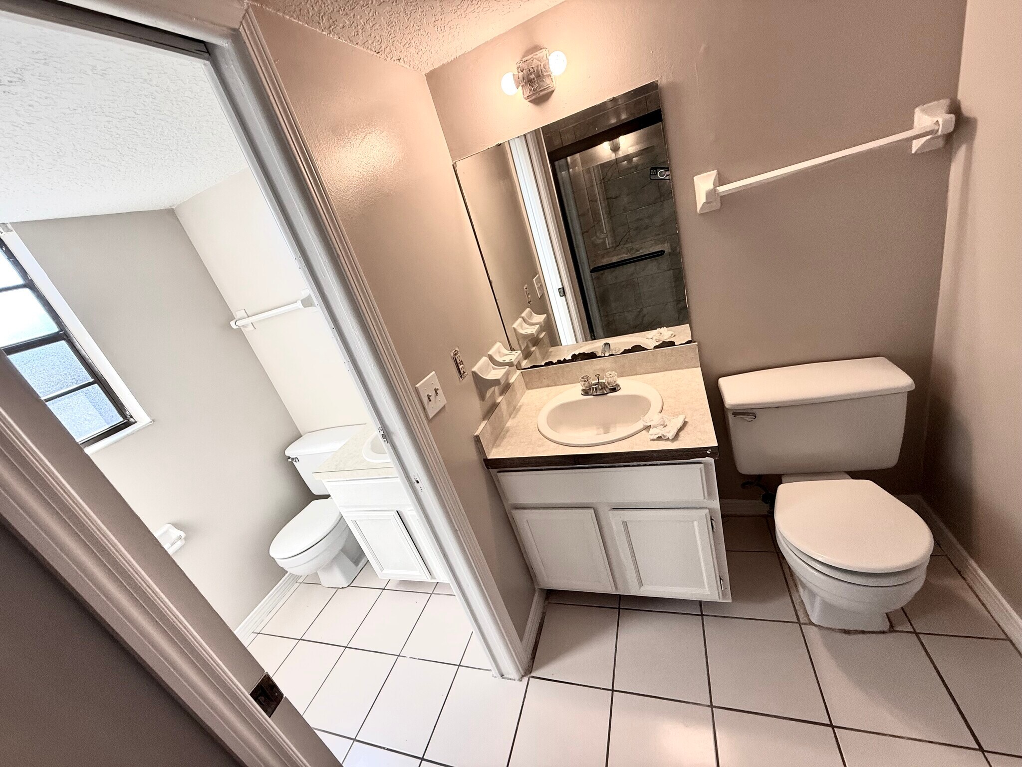 1.5 Baths - 467 Crabapple Ct