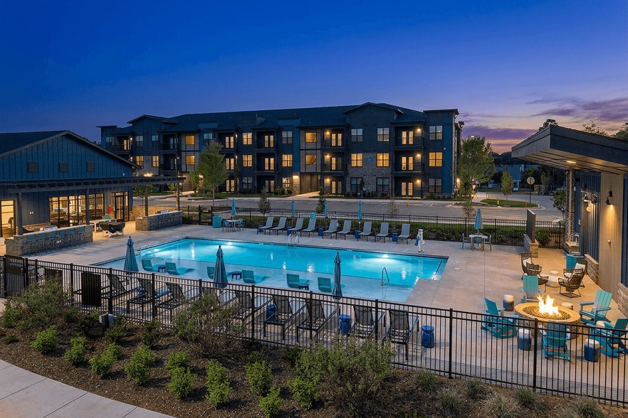 Building Photo - Cypress Point
