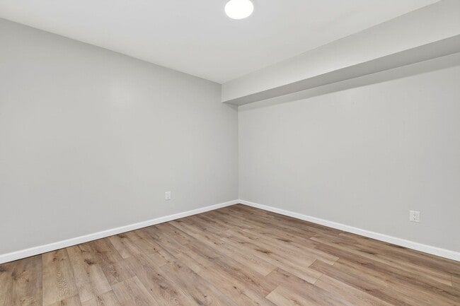 Building Photo - Renovated 3 bed/2 bath in Lithonia!