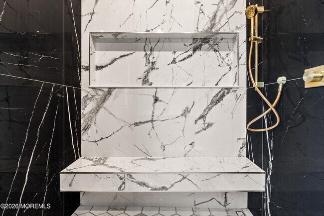 Building Photo - 150 Ampere Ave