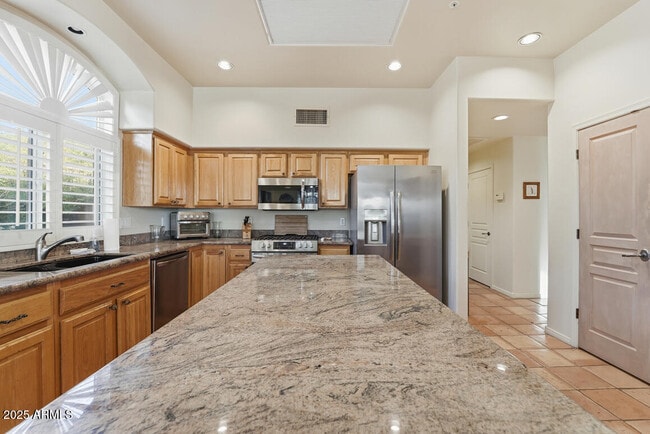 Building Photo - 12202 N 138th St