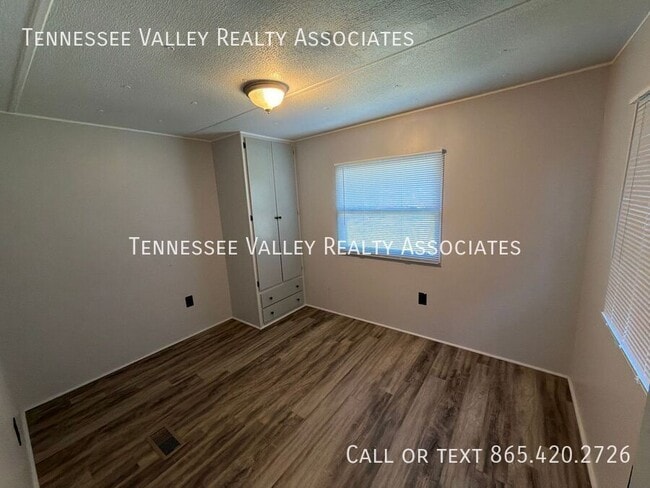 Building Photo - 2254 Knoxville Hwy