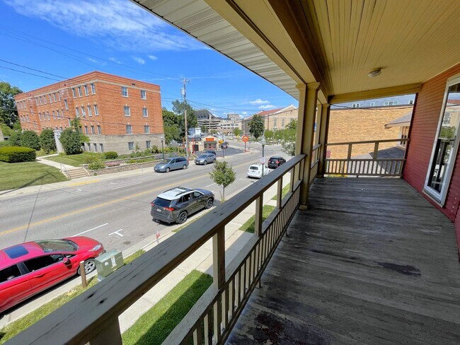 Building Photo - 1623/25 Monroe St.