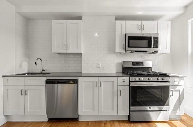 Building Photo - 29 Clarence St