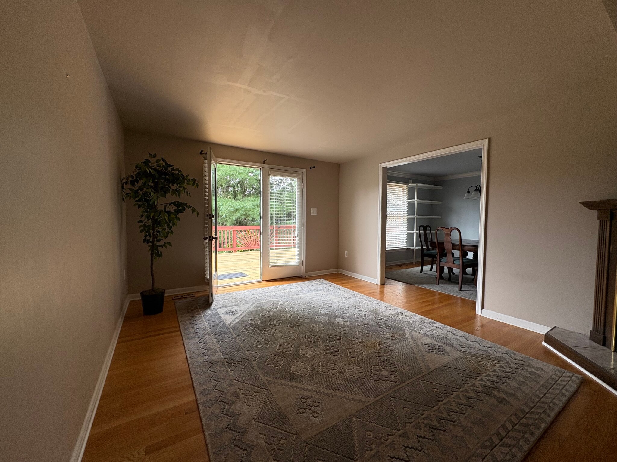 Living room - 8002 Cattail Ct