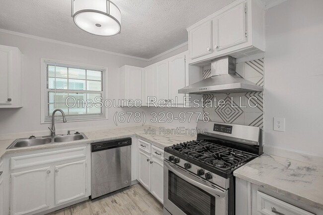 Building Photo - 1410 Augusta Dr