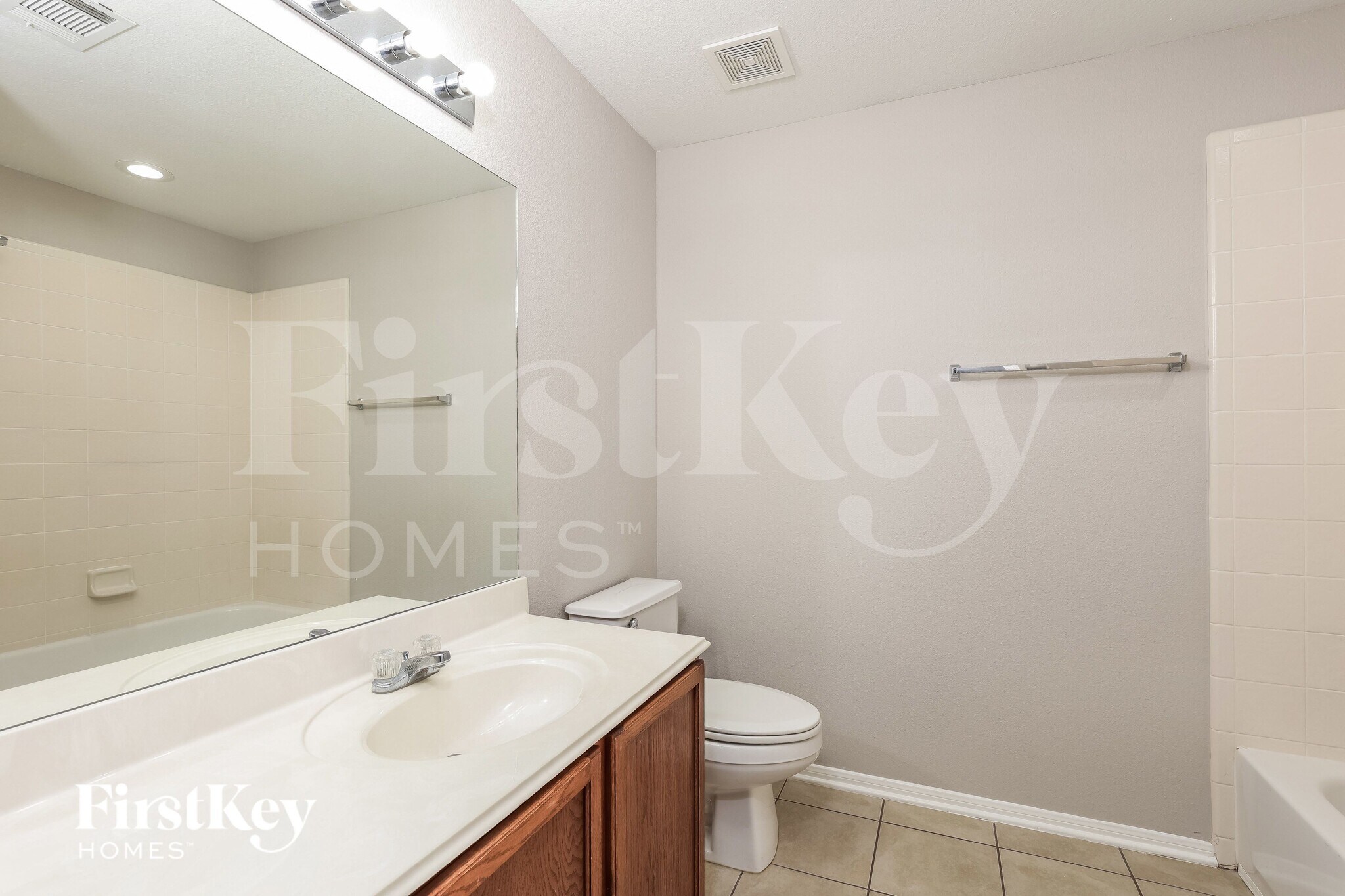 Building Photo - 33 Branwood