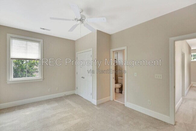Building Photo - 1705 Doldridge St