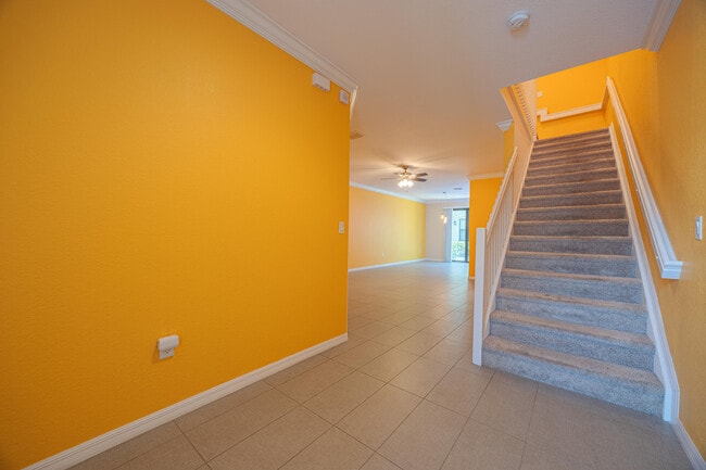 Building Photo - 1078 NW 33rd Manor