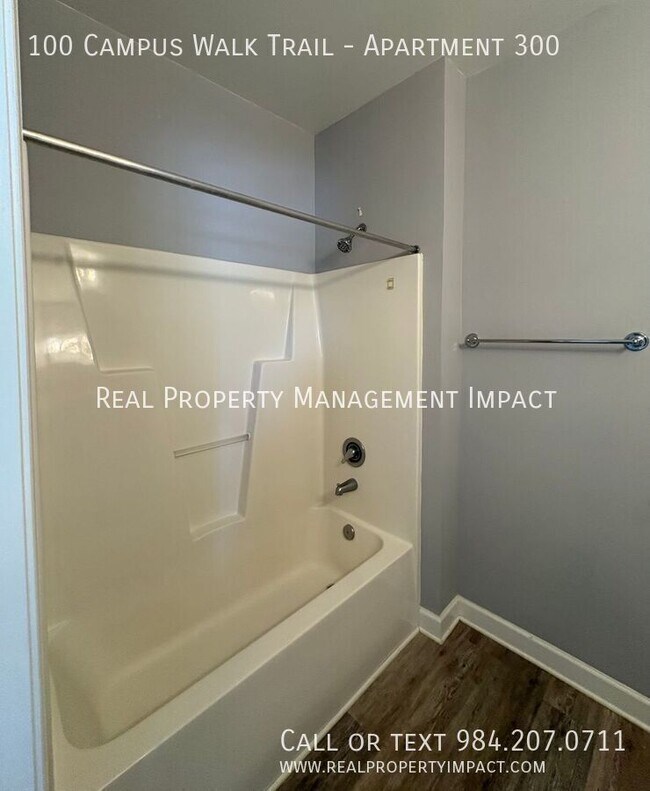 Building Photo - 100 Campus Walk Trl