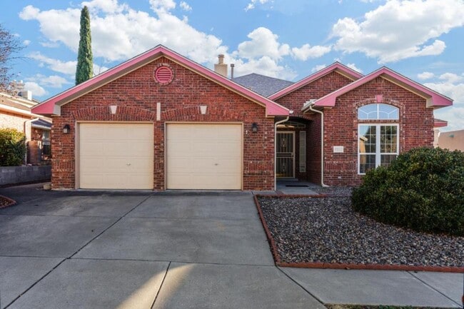 Building Photo - 9512 Rosas Ave NE