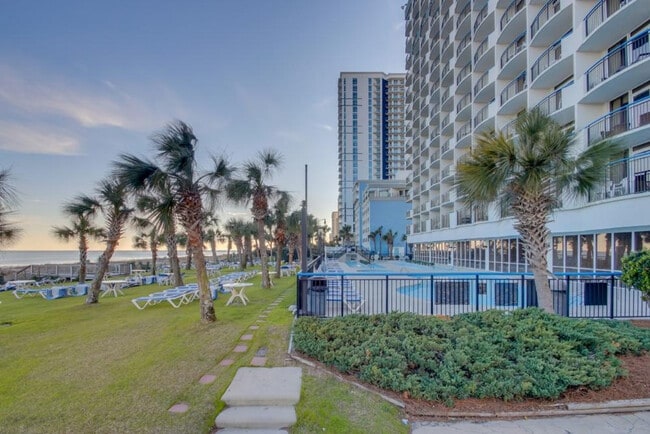 Building Photo - 2300 N Ocean Blvd