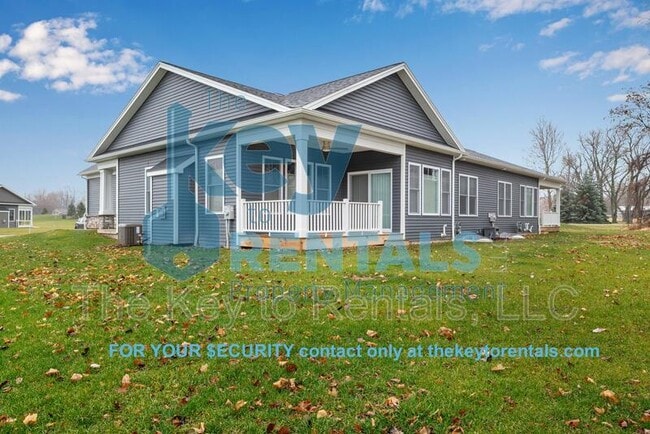 Building Photo - 1352 Creeks Edge Dr