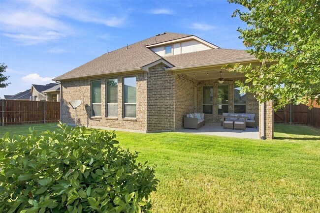 Building Photo - 118 Lavender Ln