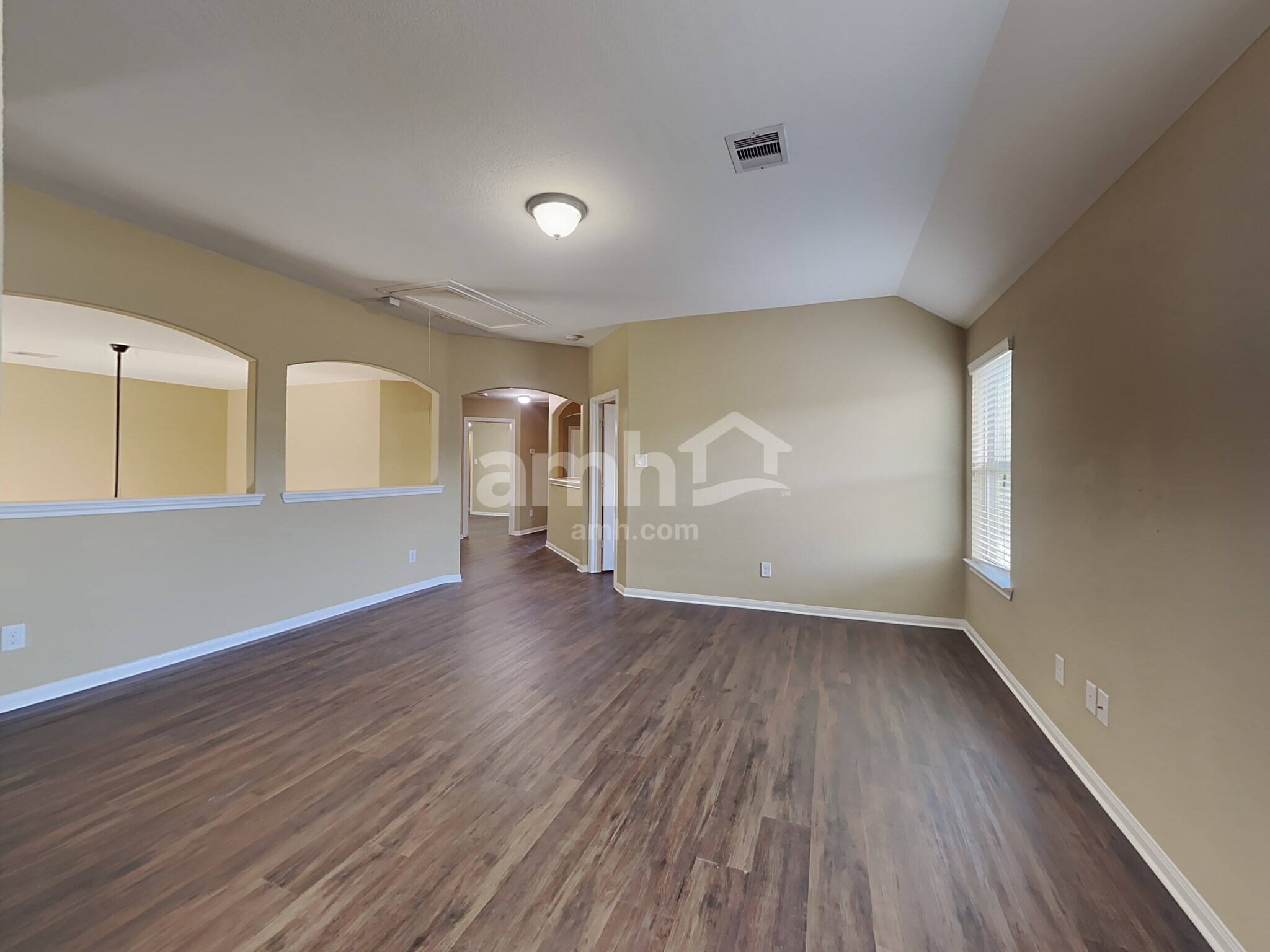 Building Photo - 6815 Hunters Way Ln