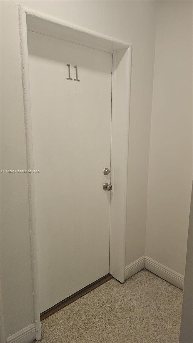 Building Photo - 1616 Michigan Ave