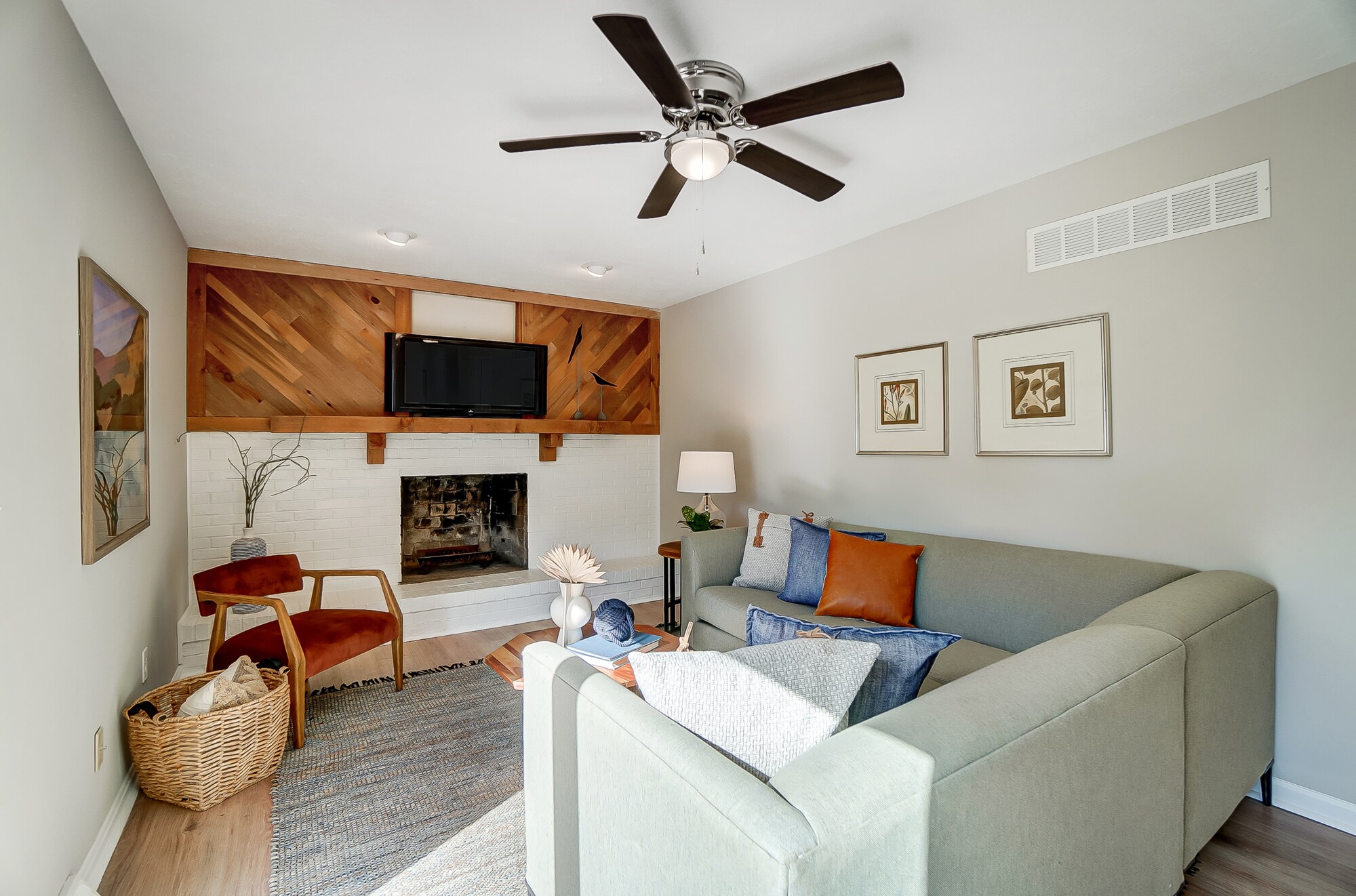 Building Photo - 271 Albright Dr