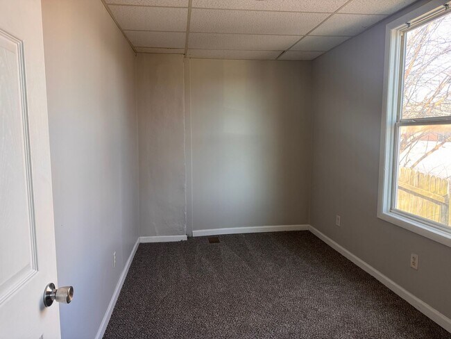 Building Photo - 2102-2104 Messanie St.