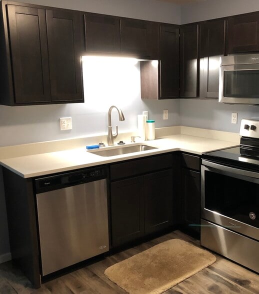 Kitchen - 5123 Monticello Dr.