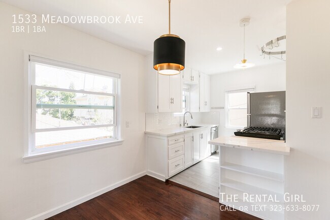 Building Photo - 1533 Meadowbrook Ave