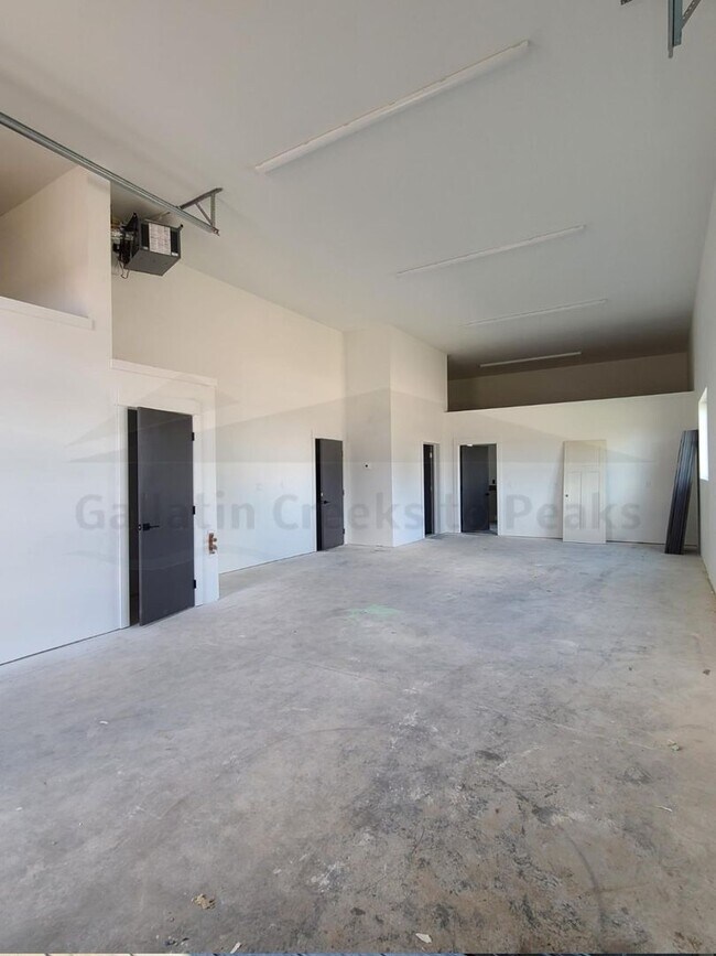 Building Photo - 212 Fletching Way