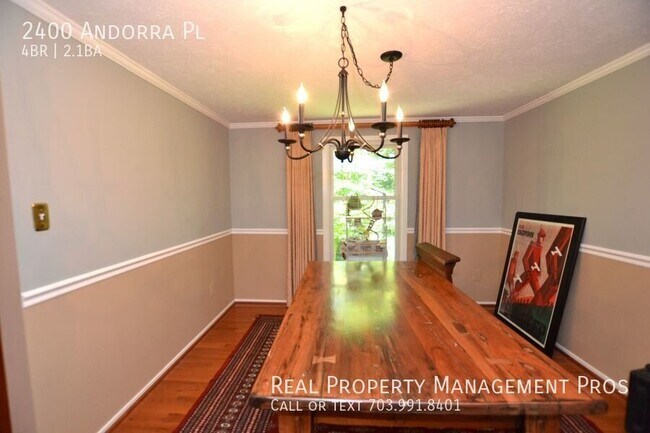 Building Photo - 2400 Andorra Pl