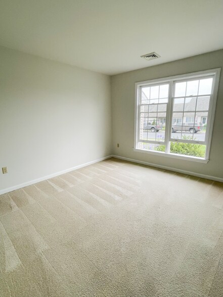 Building Photo - 425 N Prince St