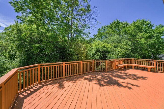 Building Photo - 1696 Reserve Ct
