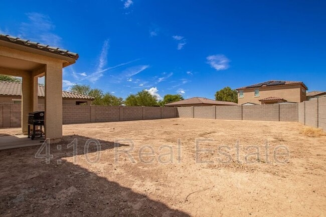 Building Photo - 45174 W Sandhill Rd