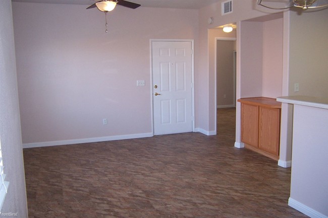 Building Photo - 2 br, 2 bath Condo - Amber Hills II