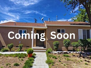 Building Photo - Fully Renovated 3BR Corner Lot Home With A Contractor-Friendly Flex Space | Work-from-Home Ready ...