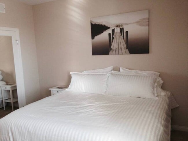 Building Photo - 3887 Pell Pl