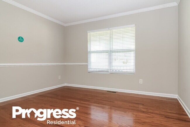 Building Photo - 168 Woodcreek Ln