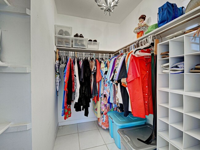 Building Photo - 2BD/2BA/1CG in Vivienda West - a 55+Community