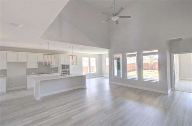 Building Photo - 136 Glenwood Dr