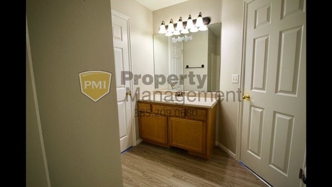 Building Photo - 3 bedroom in Provo UT 84601-1739