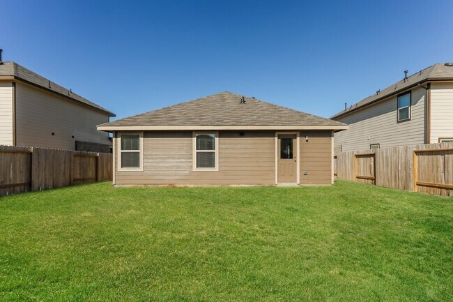 Building Photo - 11139 N Lake Mist Ln