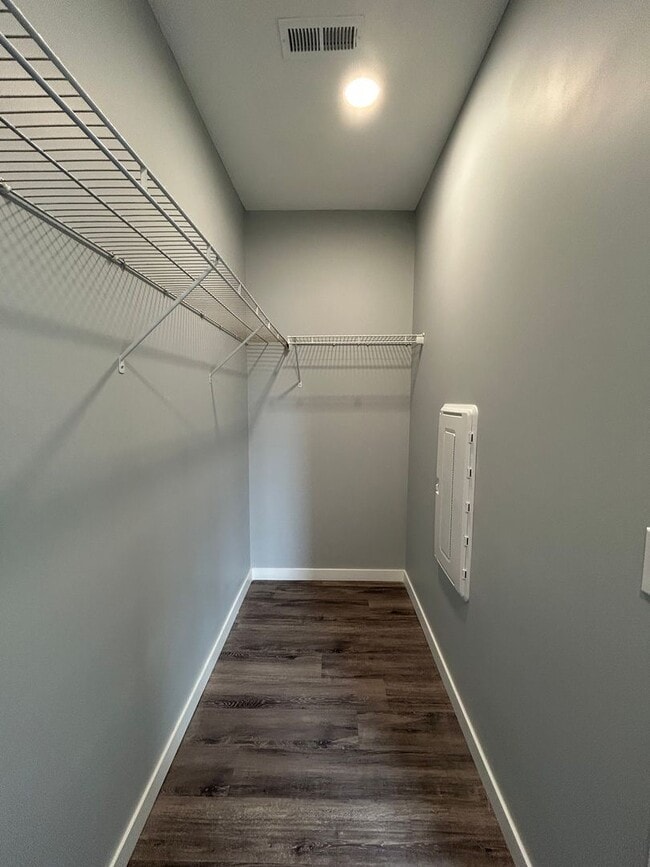 Building Photo - Mile High Investments (2724 Silver St.)